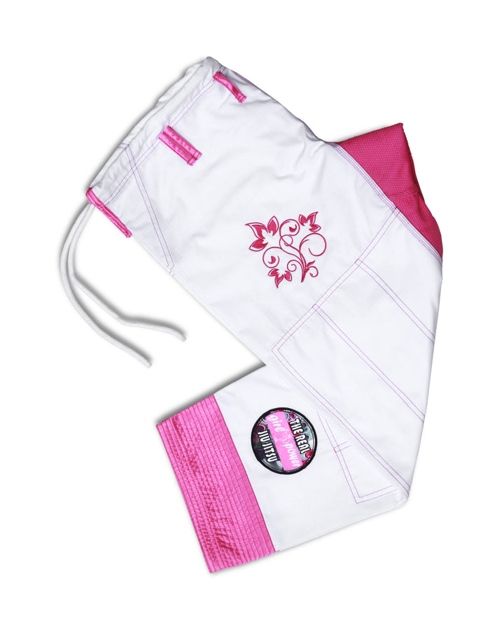 Side view of Sahib Girl Power pink Jiu Jitsu trousers – lightweight ripstop pants for women’s BJJ