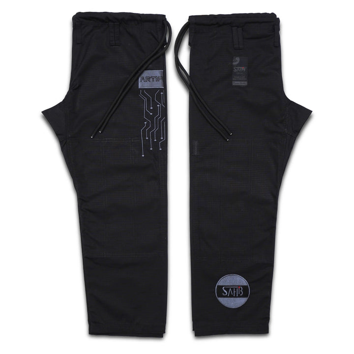 Side view of Sahib® Artificial Series black BJJ Gi – pearl weave kimono for Jiu Jitsu performance