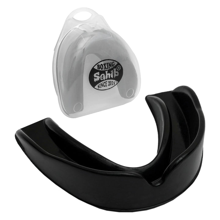Black single-layer gumshield for martial arts and sparring