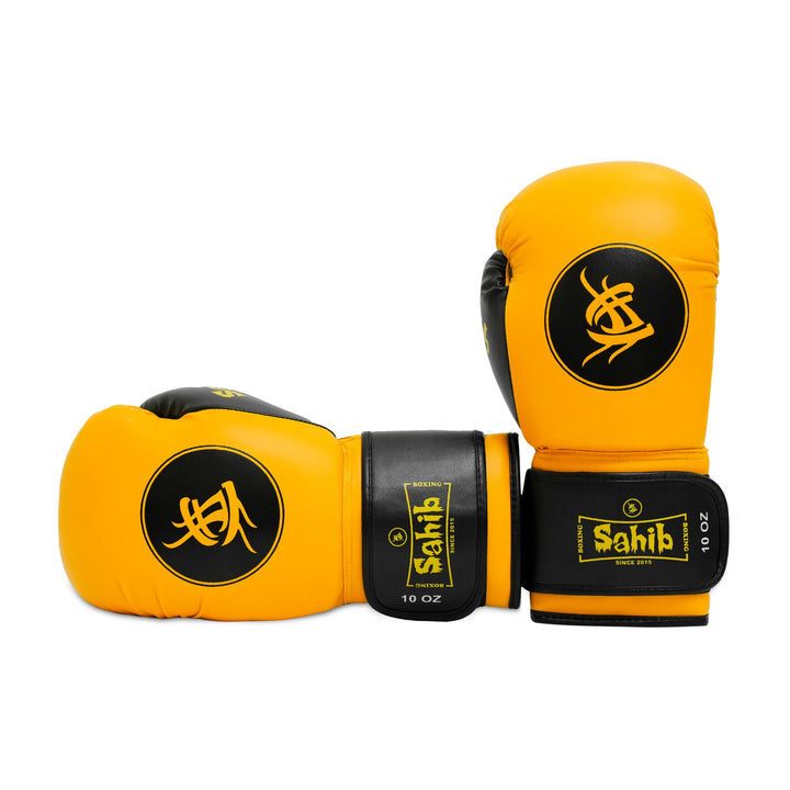 Pair of yellow Sahib® gloves – comfortable fit with durable padding