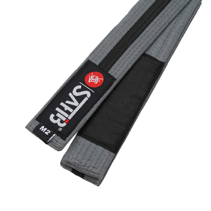 Sahib® Junior BJJ Belt – Gray‑Black Belt Close‑Up with 9‑Row Stitching Detail