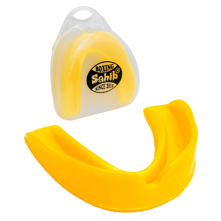 Yellow fighter mouthpiece with hygiene case